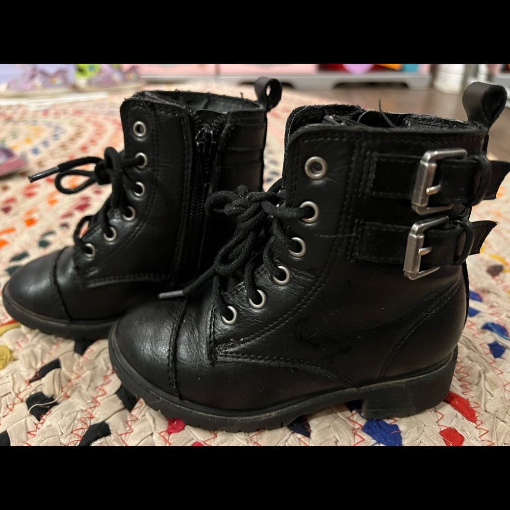 Girls black combat boots size 8